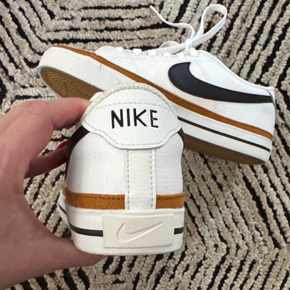 Classic Nike Court Legacy sneakers, New, women’s 8.5 - Picture 8 of 10